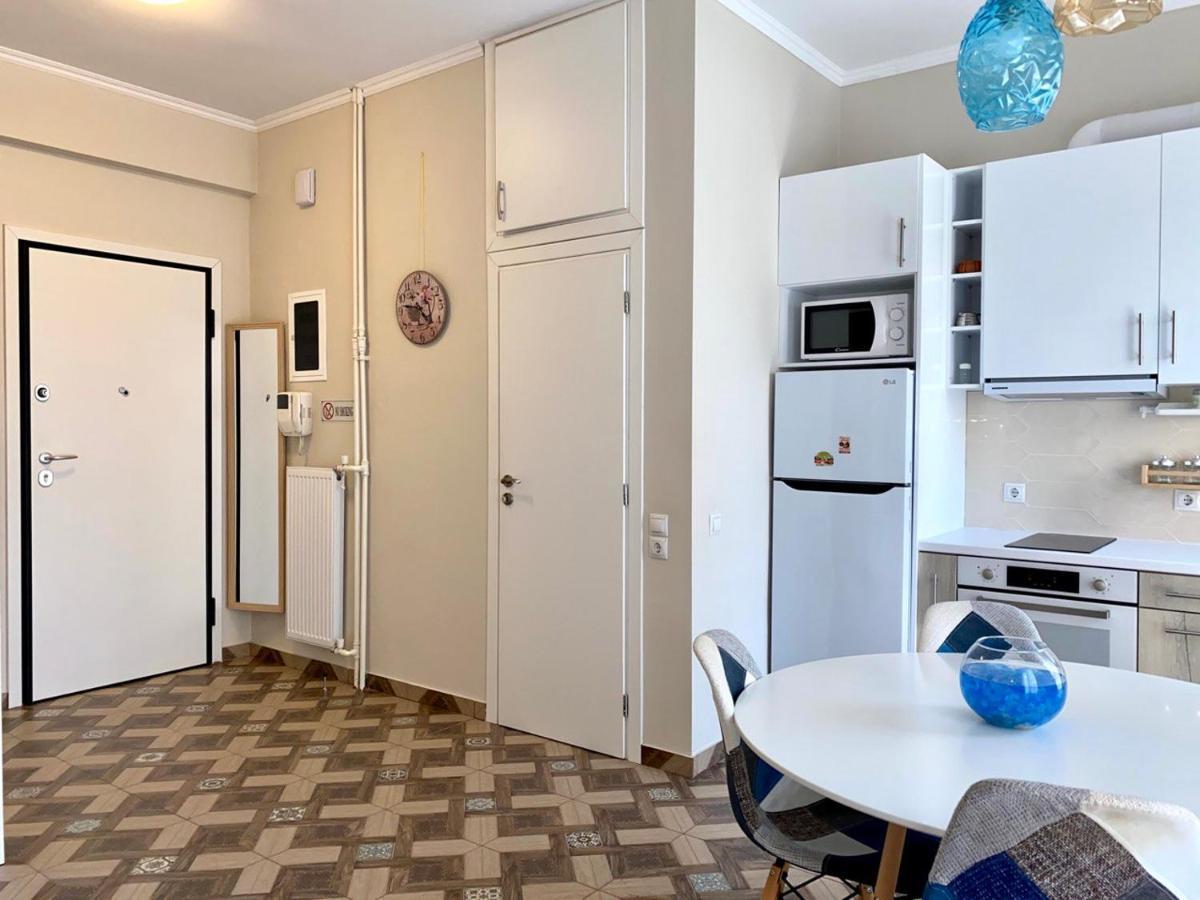 Dafni'S Home Is In 200M To Metro Ag Ioanis 雅典 外观 照片